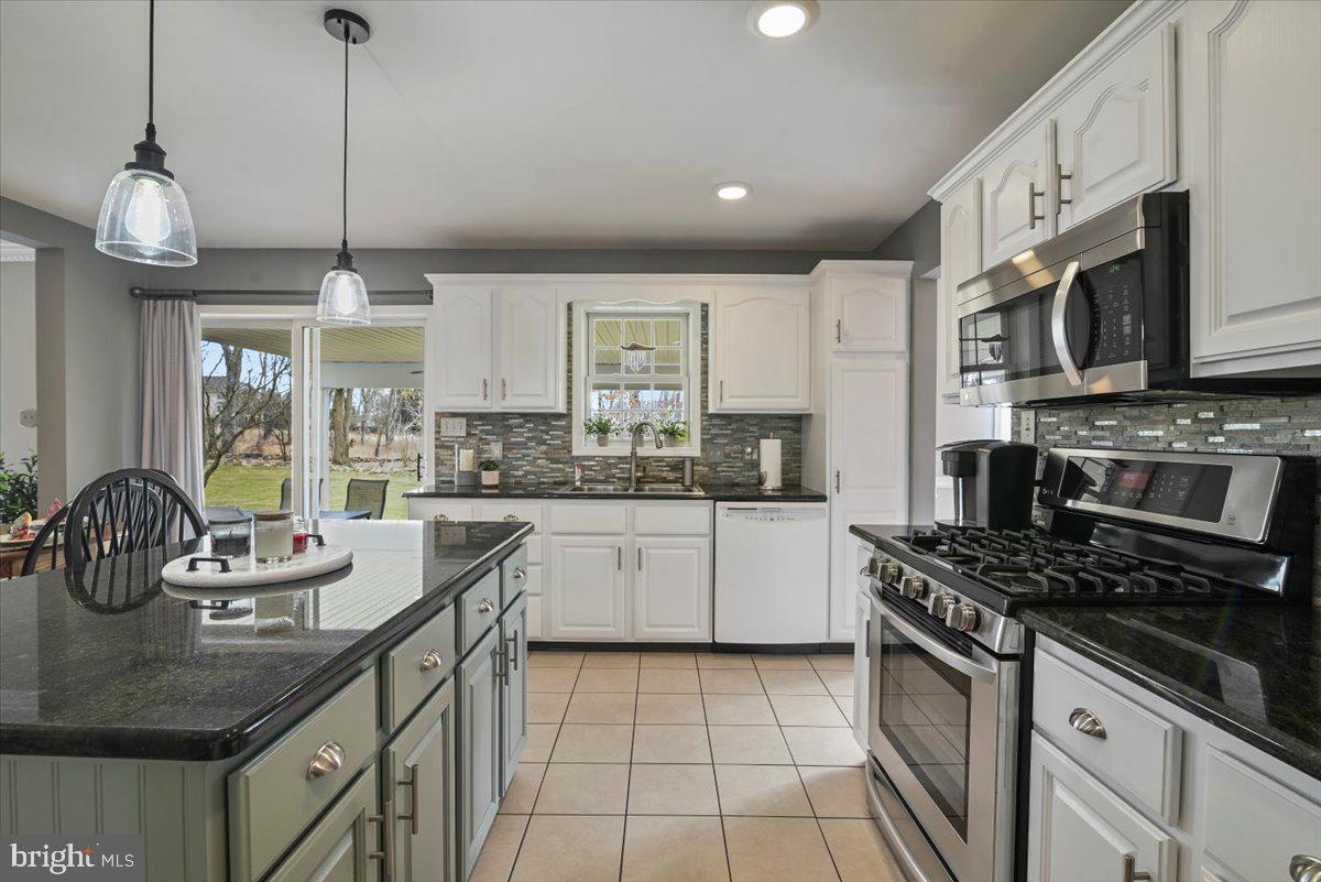 ROEDERS GLEN - Residential