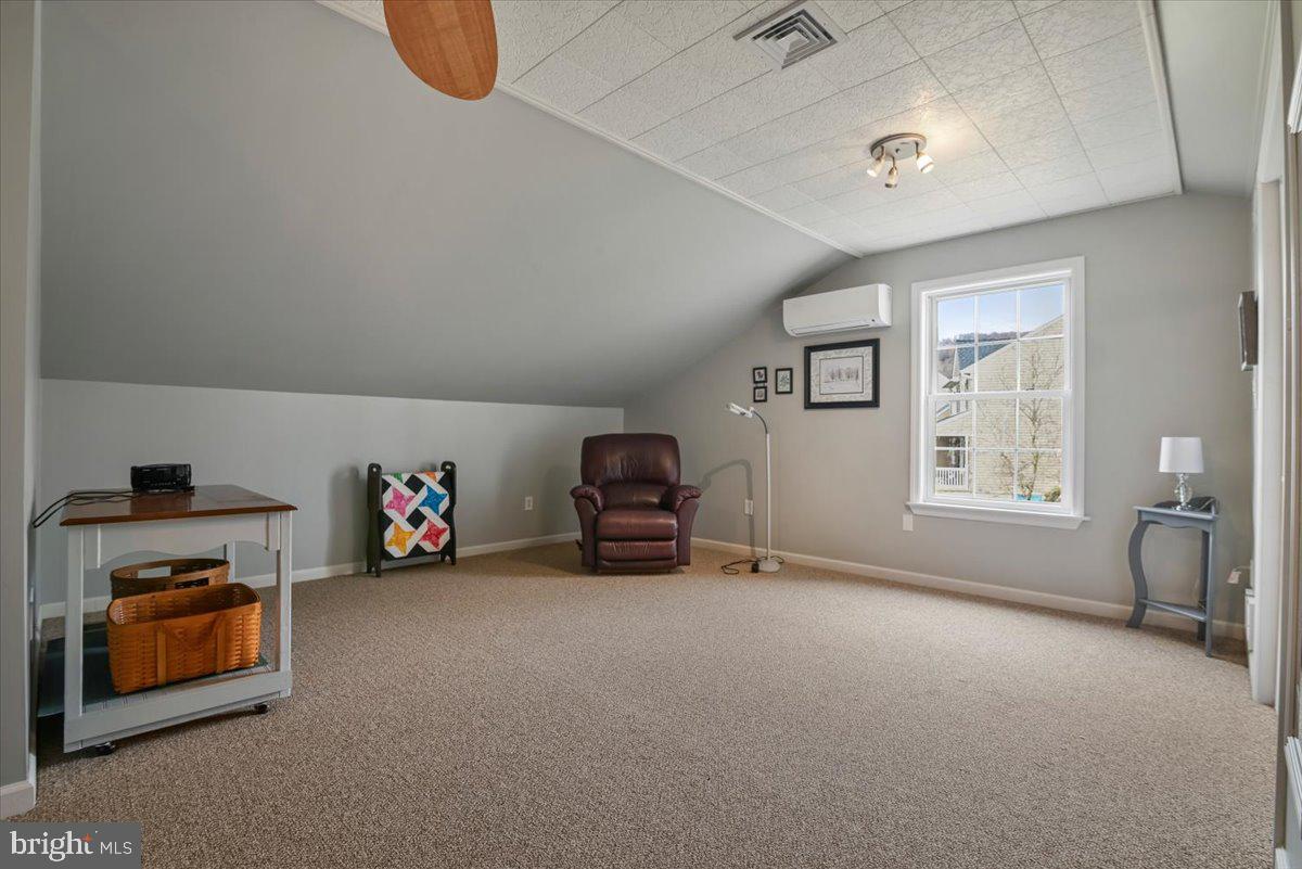 ROEDERS GLEN - Residential