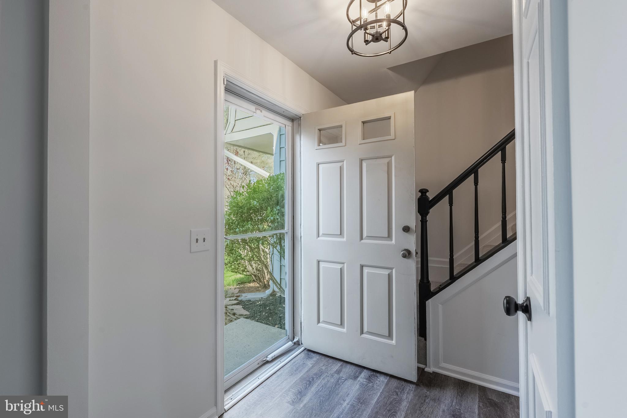 LONDON TOWN WEST - Residential