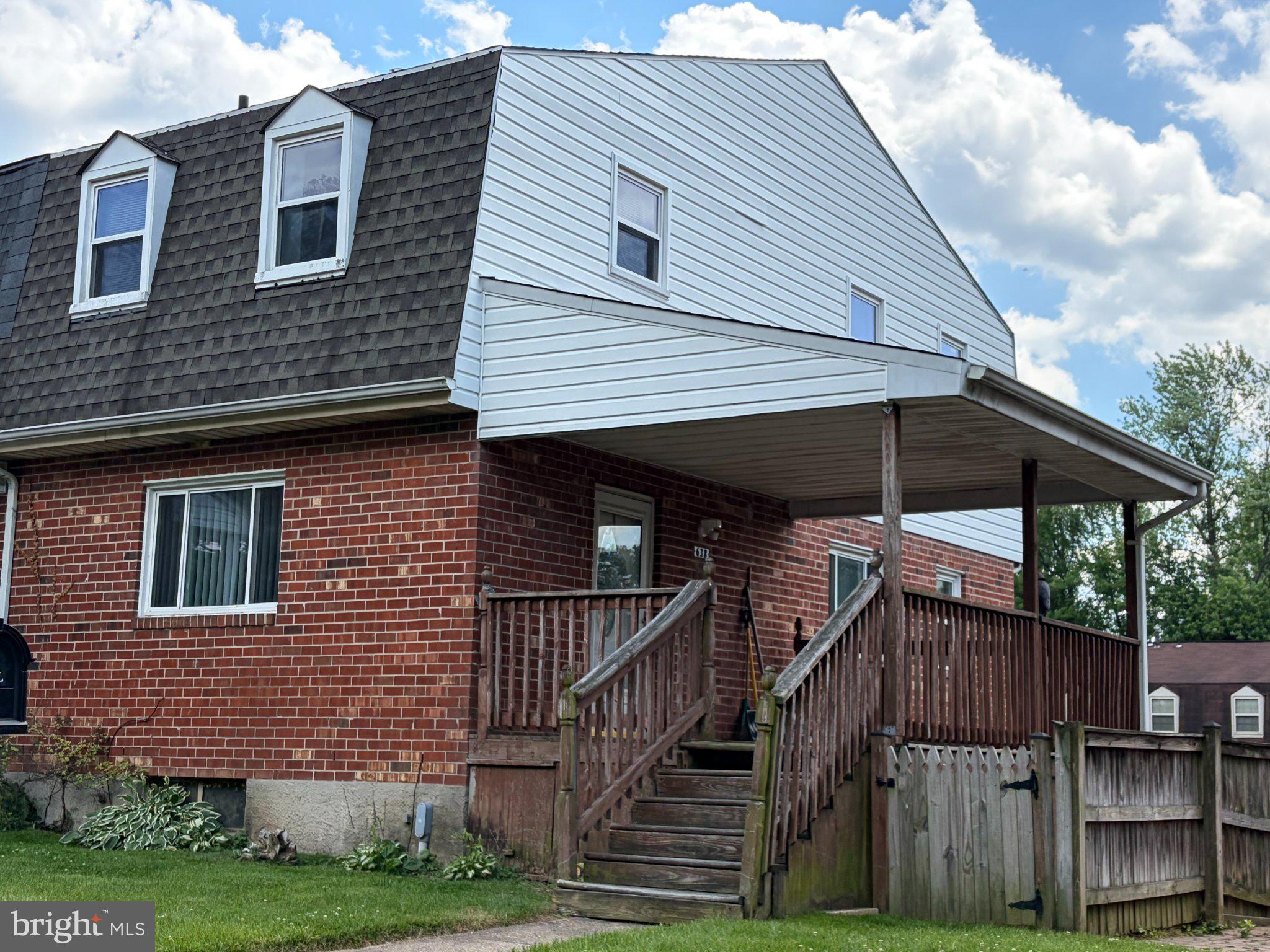 HAWTHORNE - Residential
