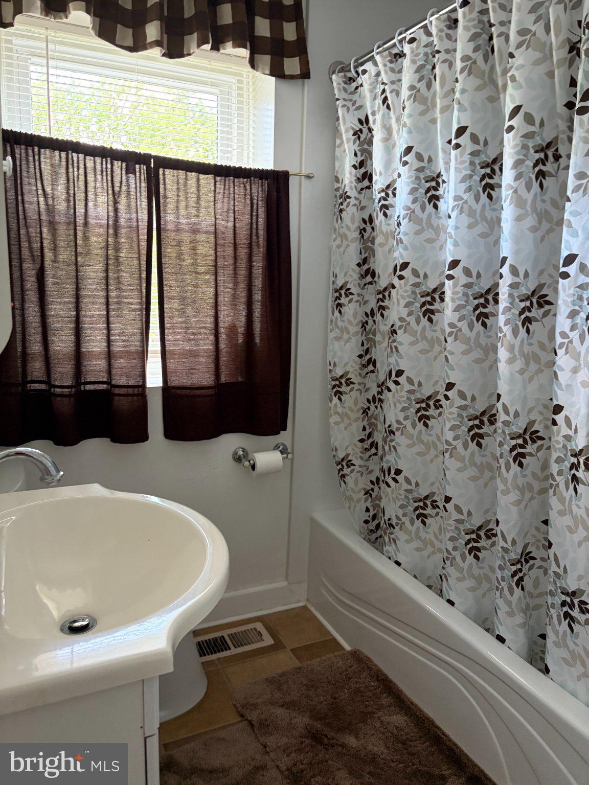 HAWTHORNE - Residential