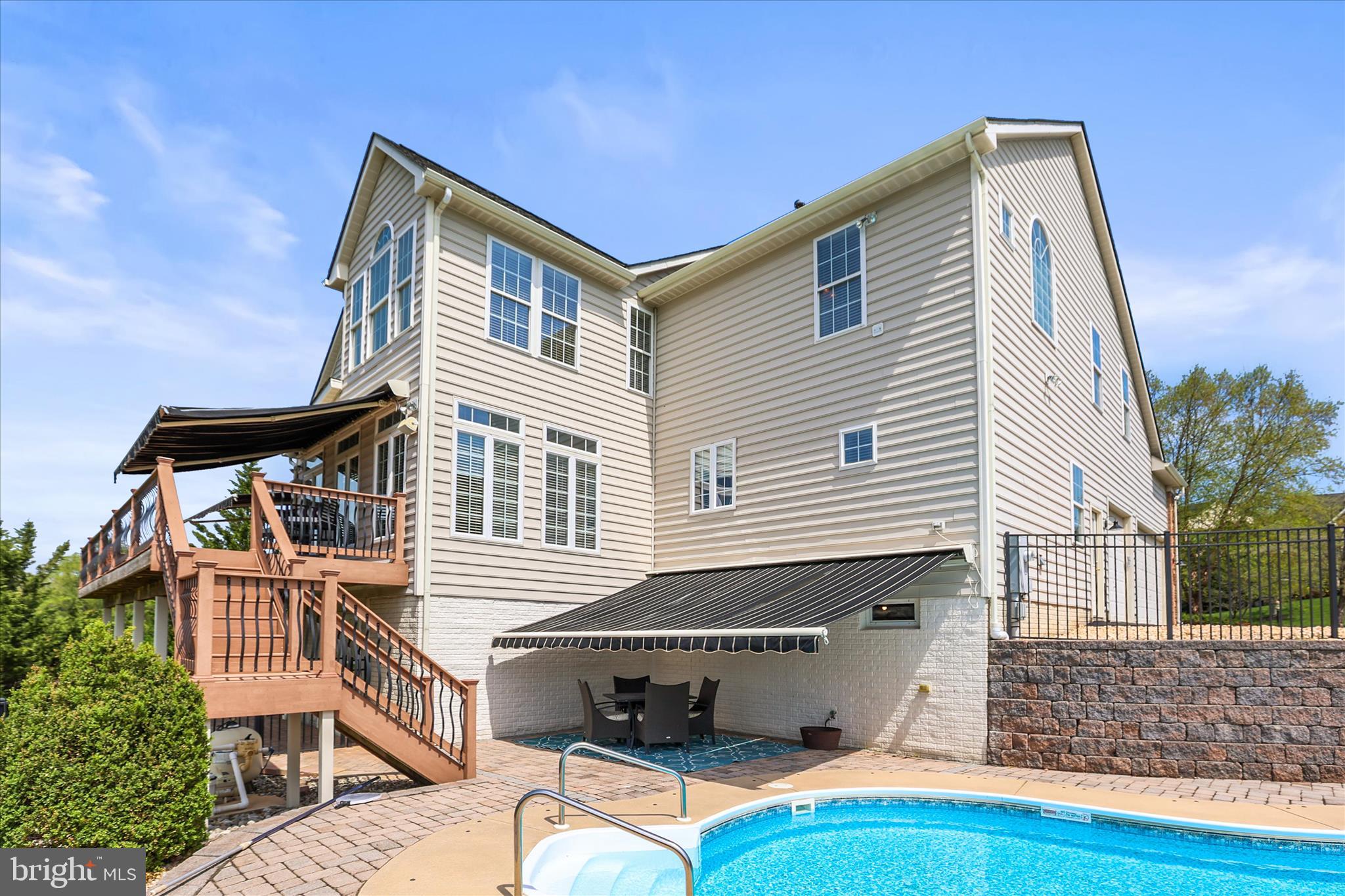 SUMMIT RIDGE - Residential