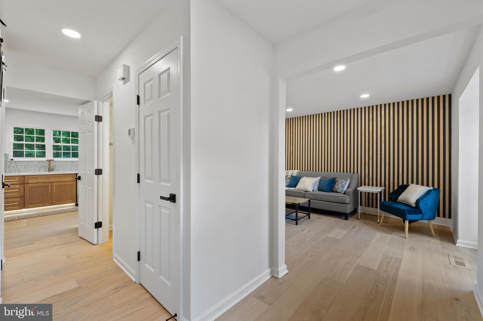 BURKE CENTRE - Residential
