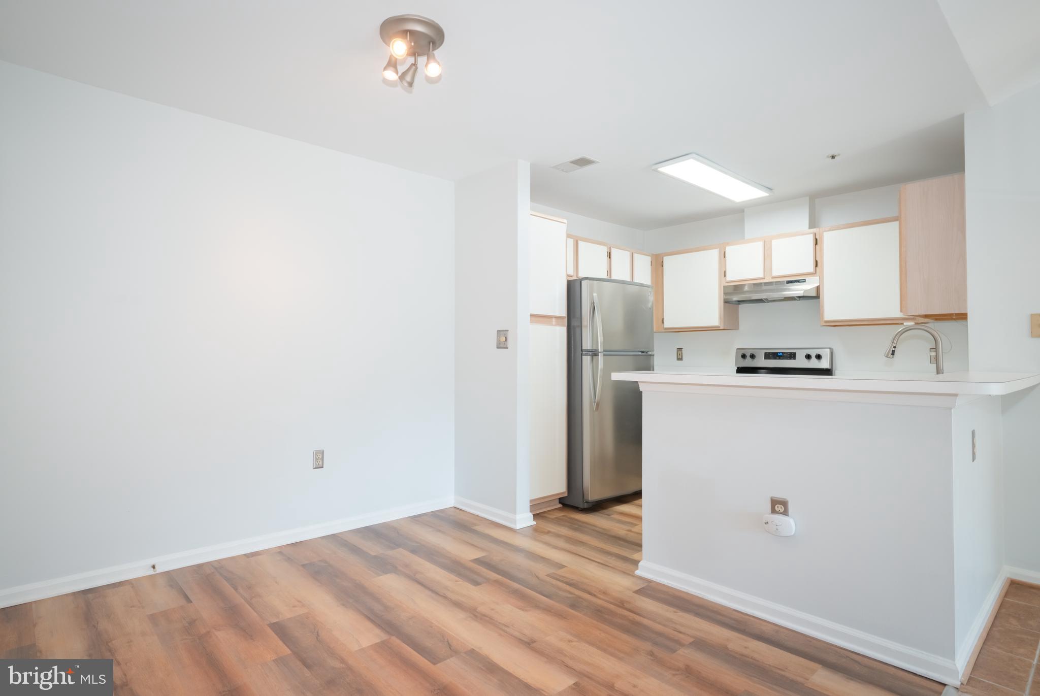 SILVERBROOK FARMS - Residential