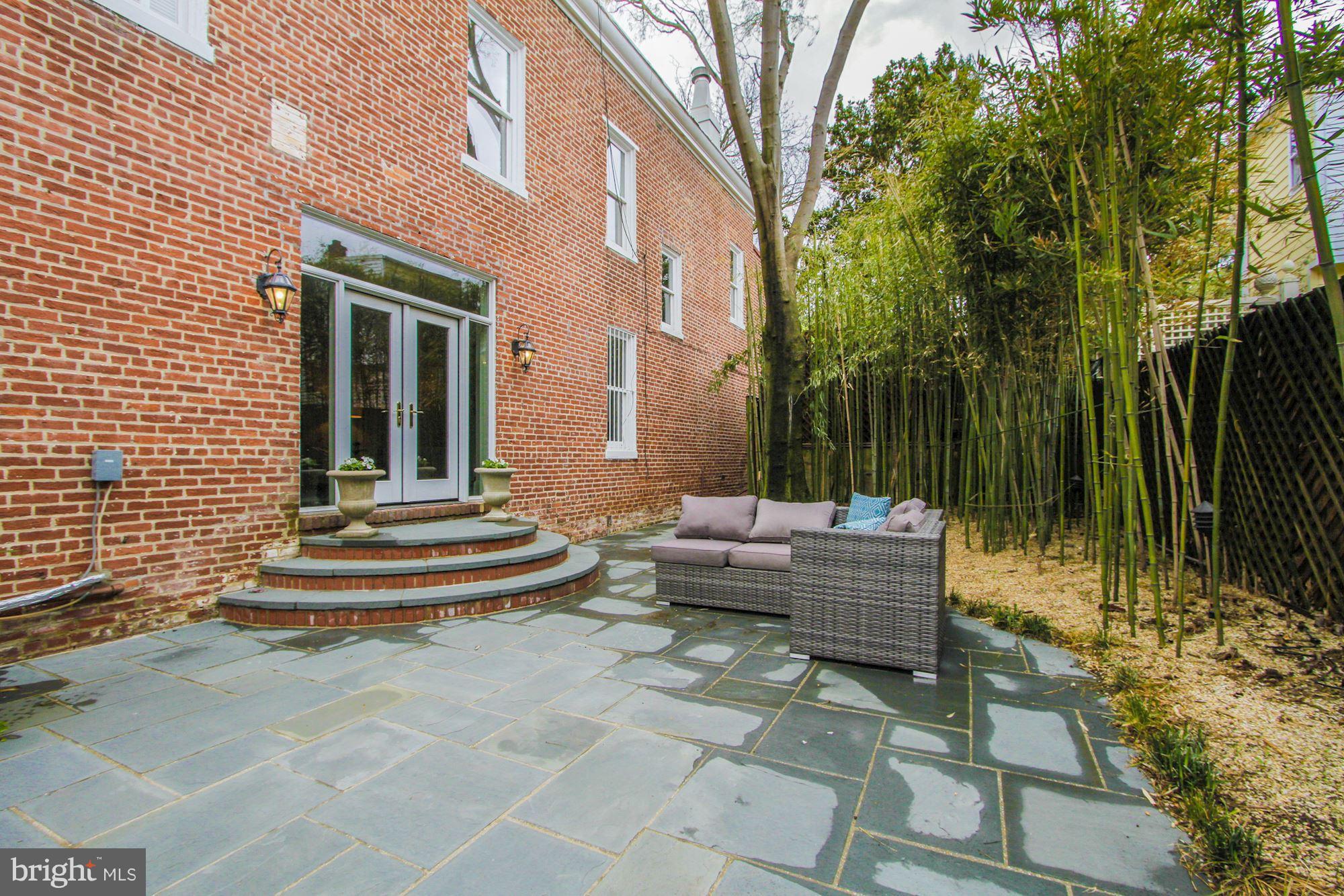 GEORGETOWN - Residential
