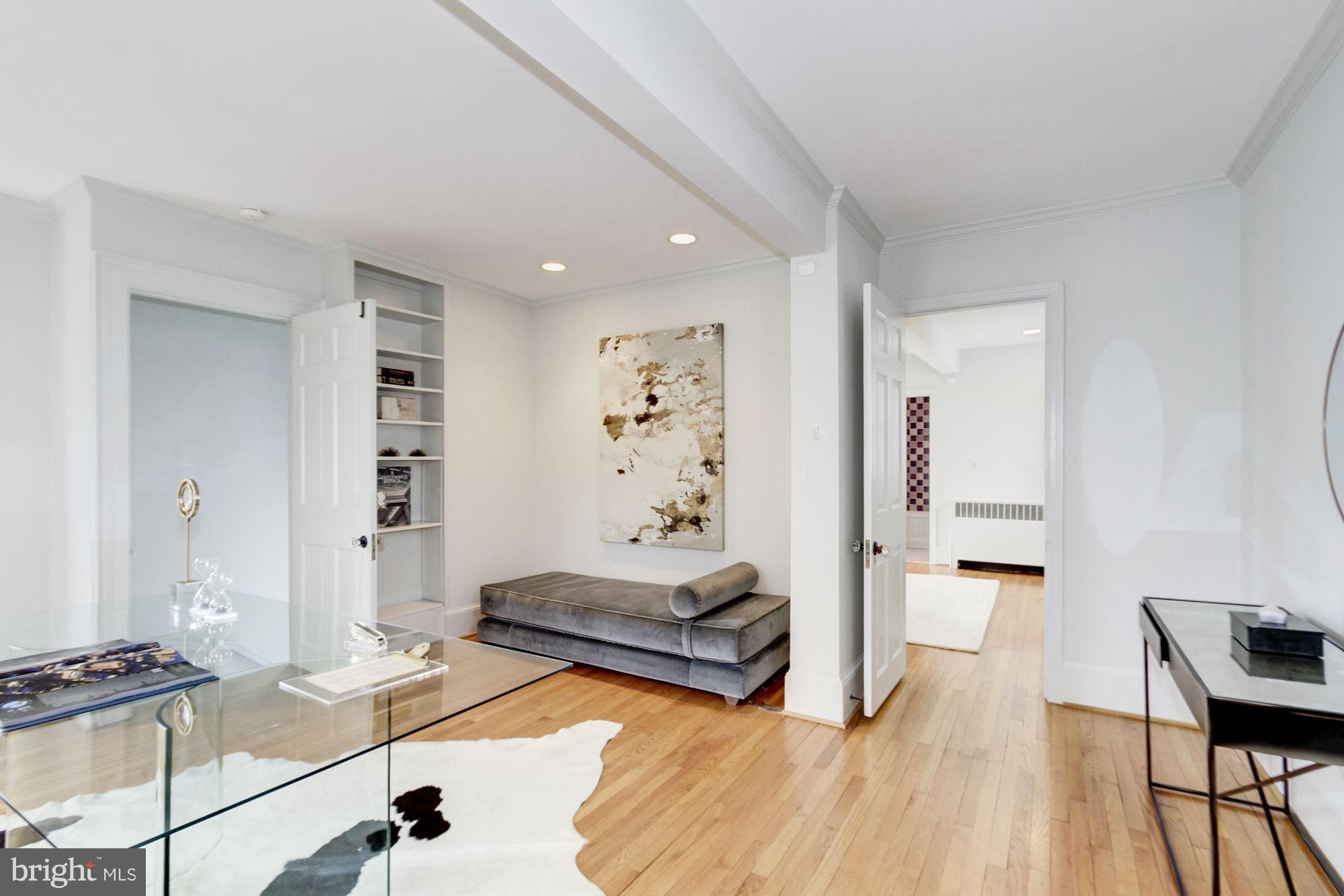 GEORGETOWN - Residential
