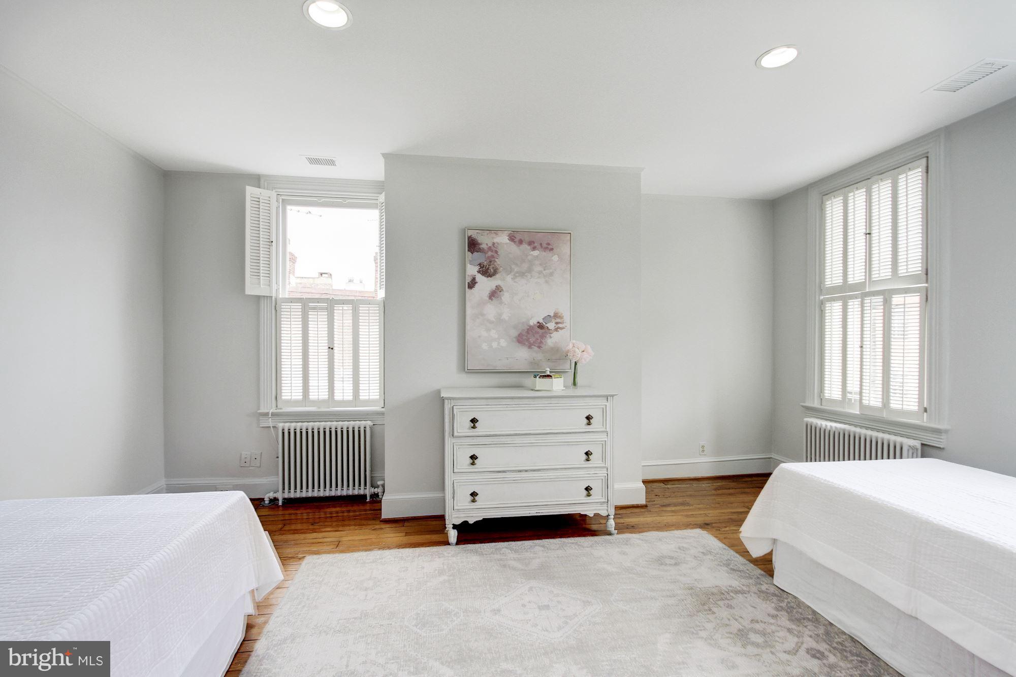 GEORGETOWN - Residential