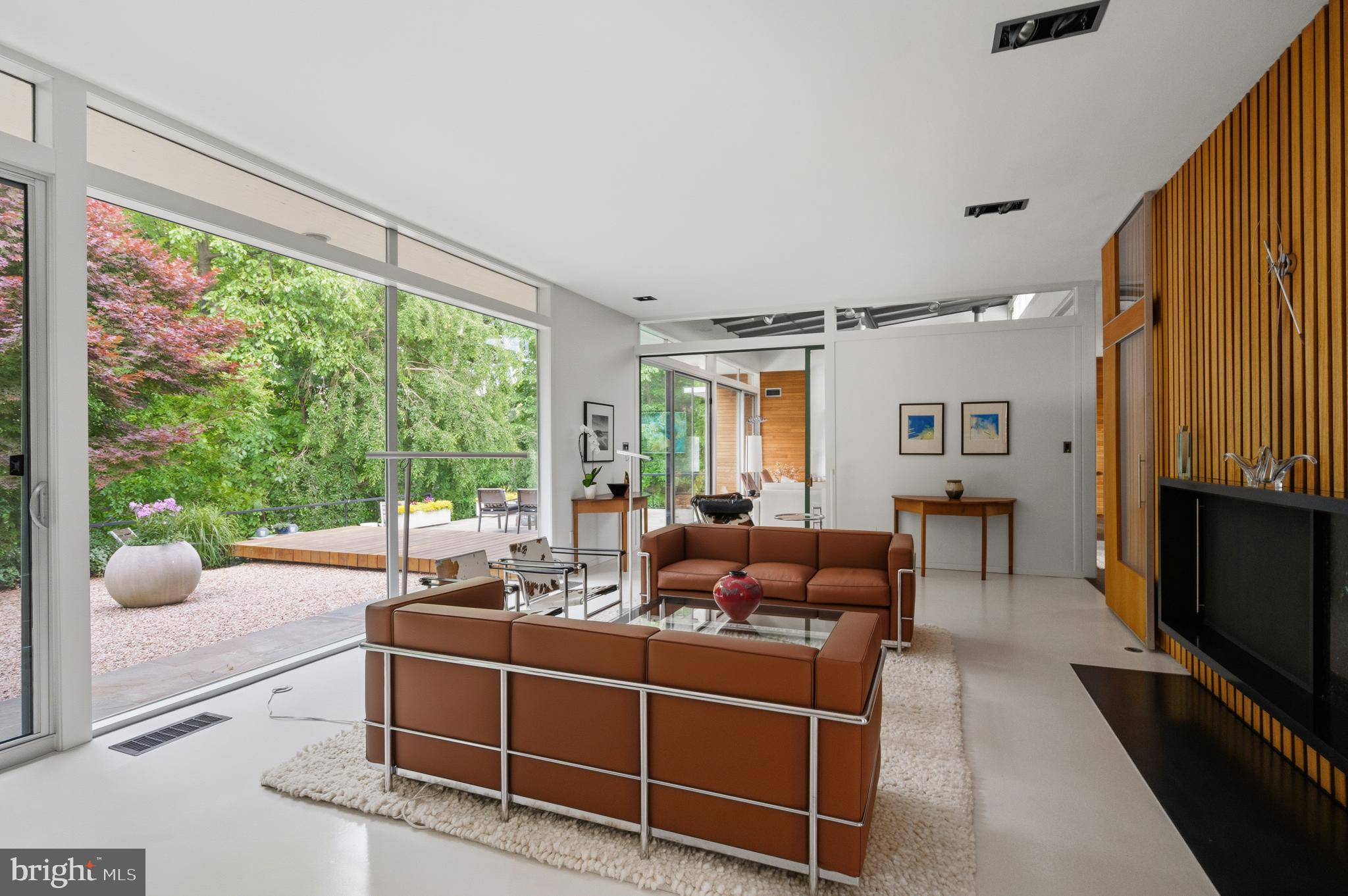 DOVER BALMORAL RIVERWOOD - Residential