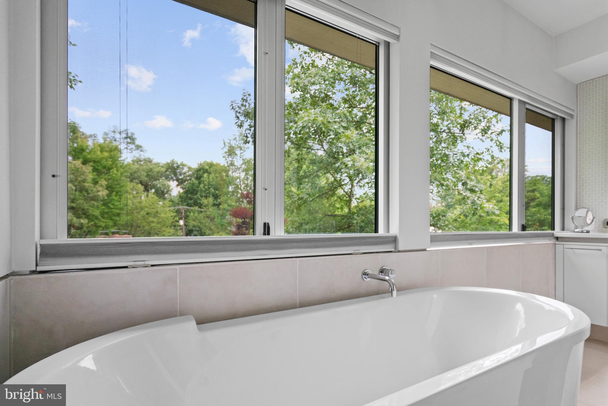 DOVER BALMORAL RIVERWOOD - Residential
