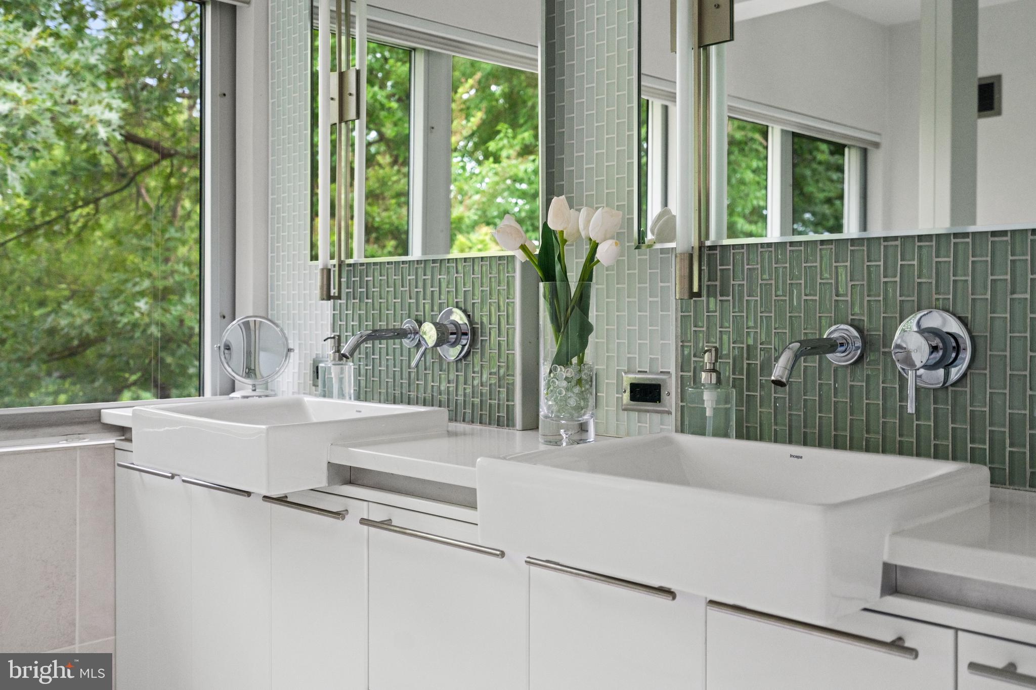 DOVER BALMORAL RIVERWOOD - Residential