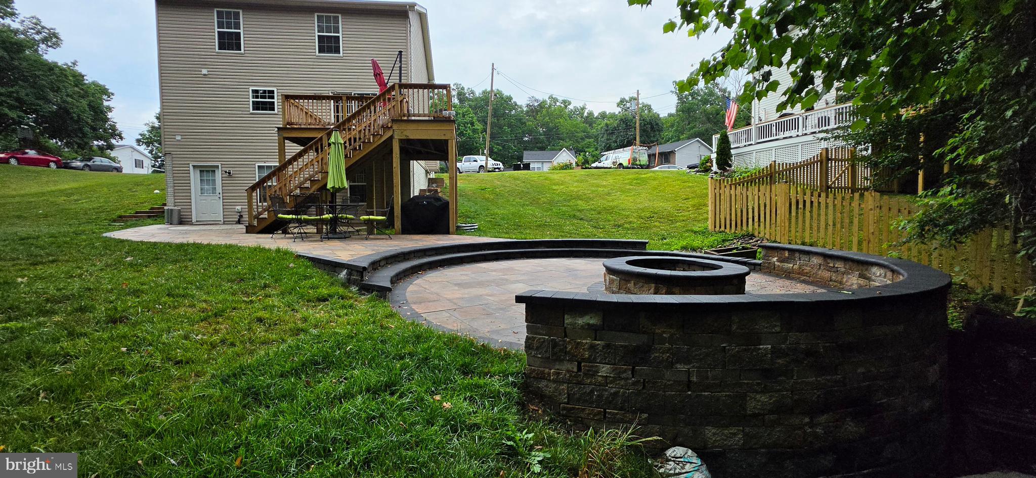 GLENMONT VILLAGE - Residential