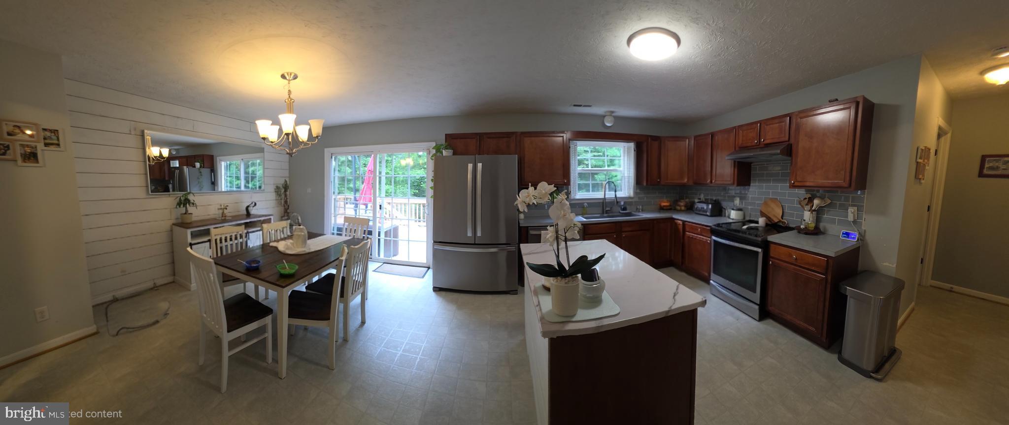 GLENMONT VILLAGE - Residential