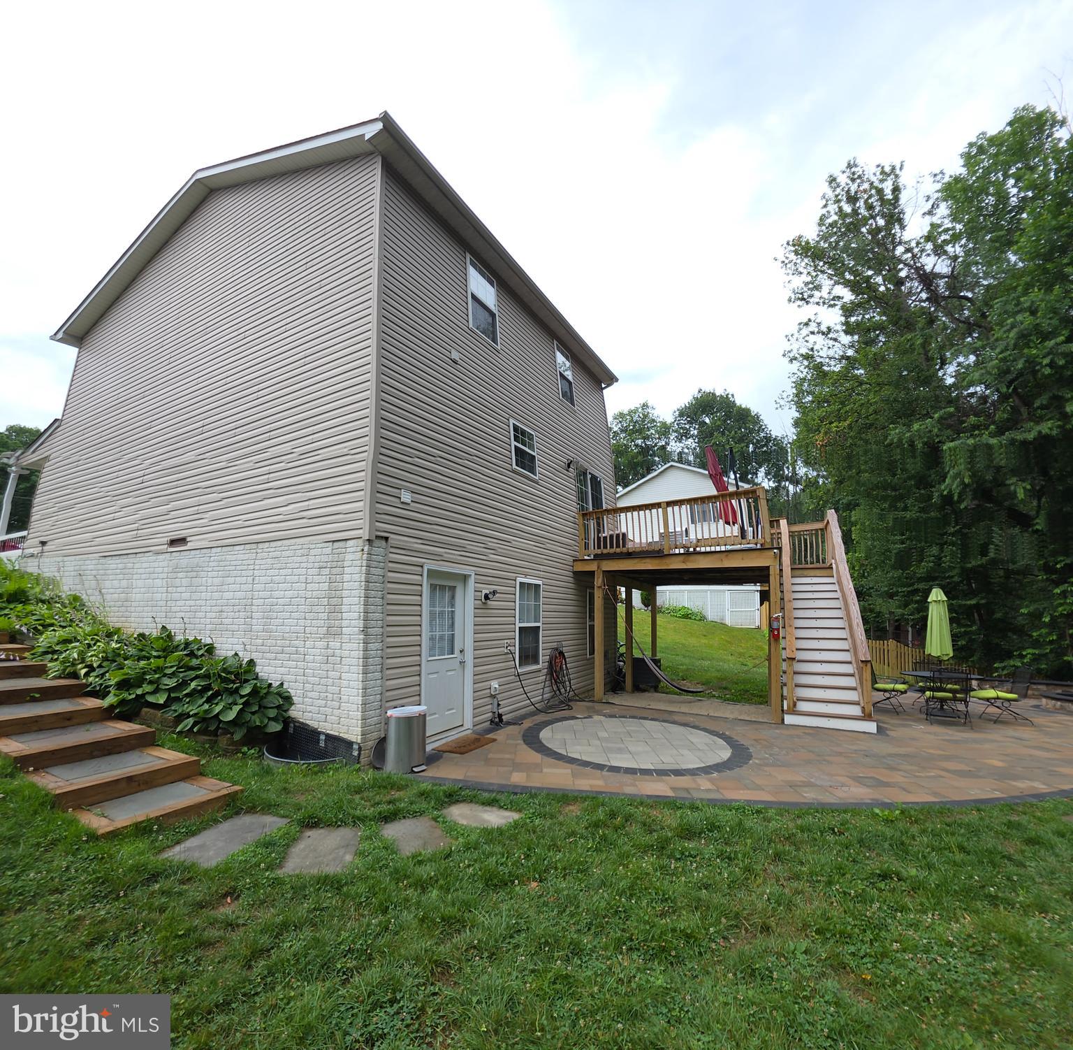 GLENMONT VILLAGE - Residential