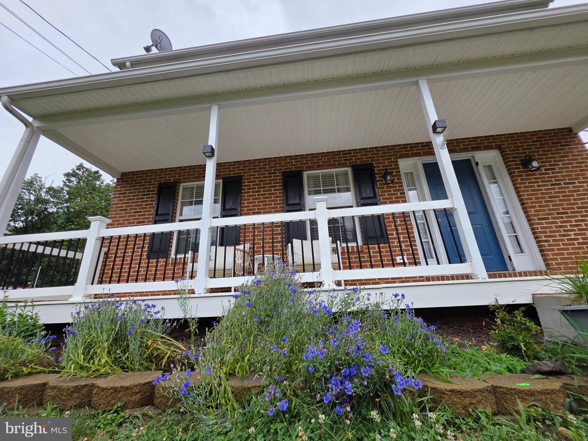 GLENMONT VILLAGE - Residential
