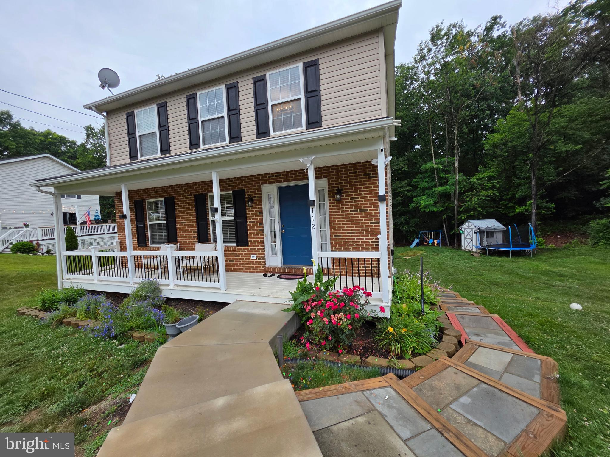 GLENMONT VILLAGE - Residential