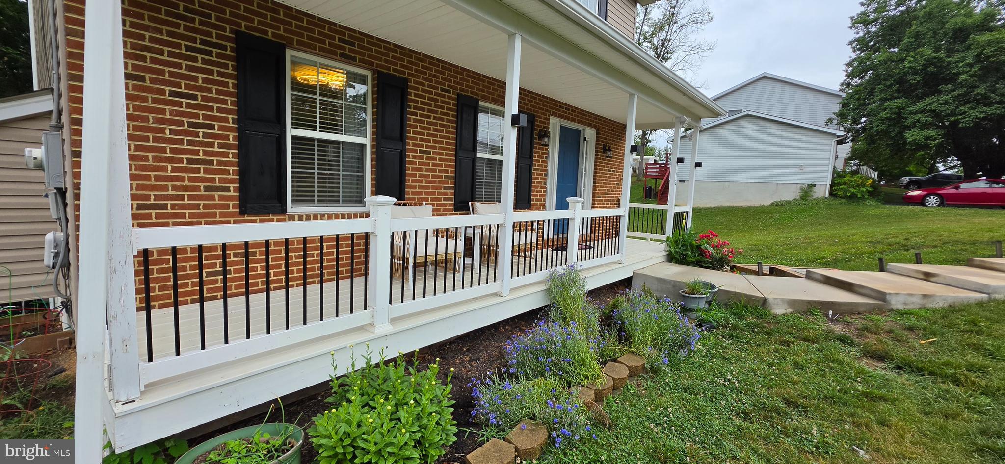 GLENMONT VILLAGE - Residential