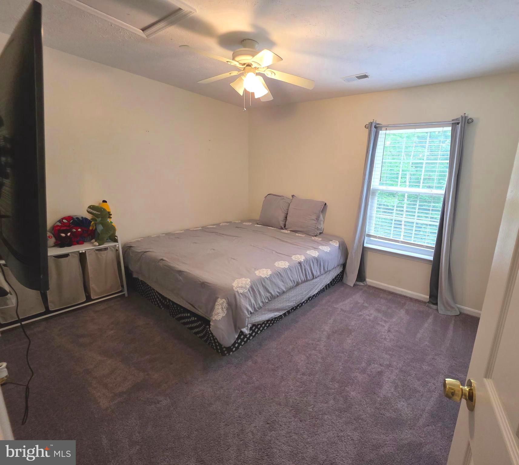 GLENMONT VILLAGE - Residential