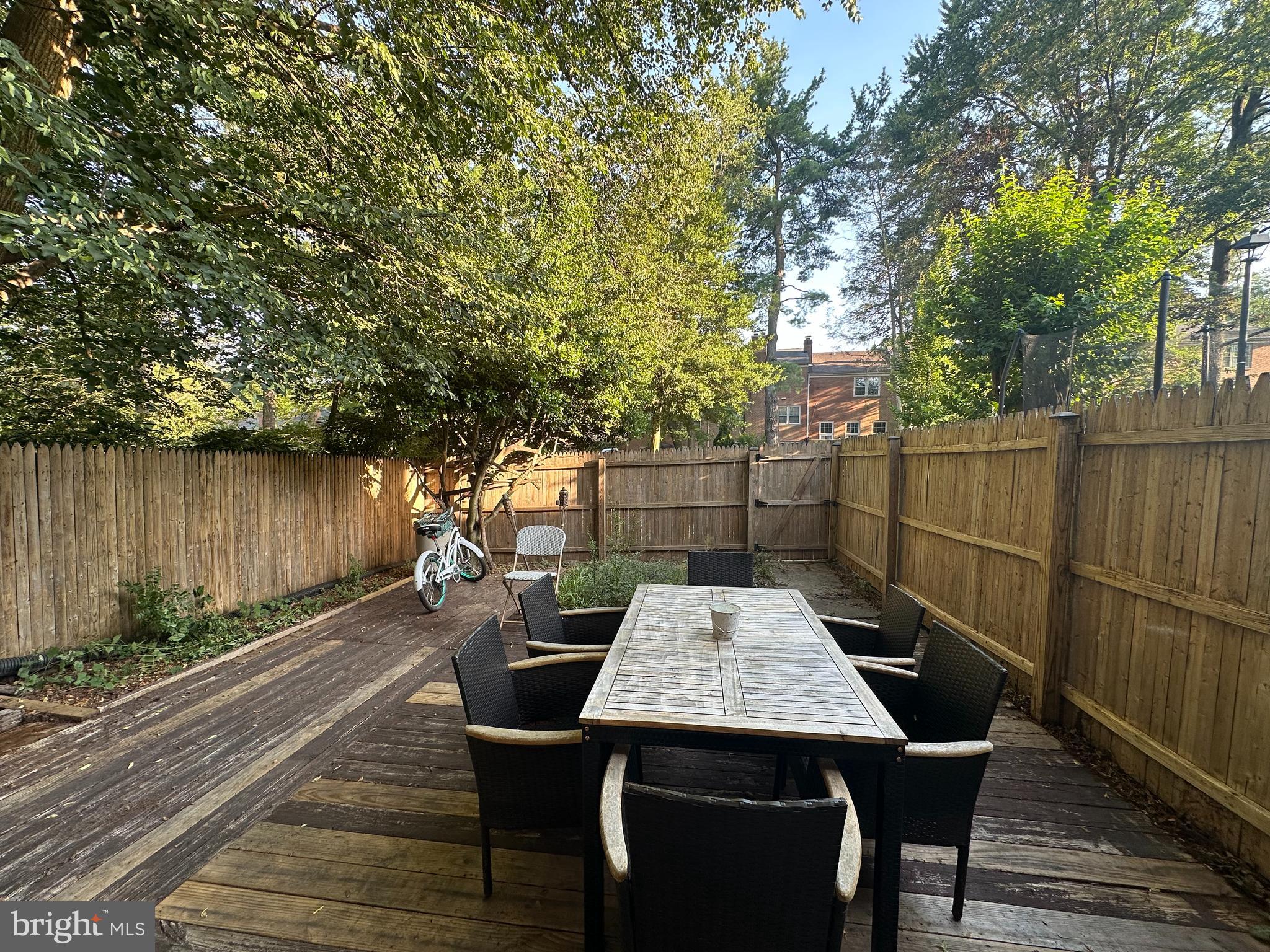 WESTMORELAND SQUARE - Residential