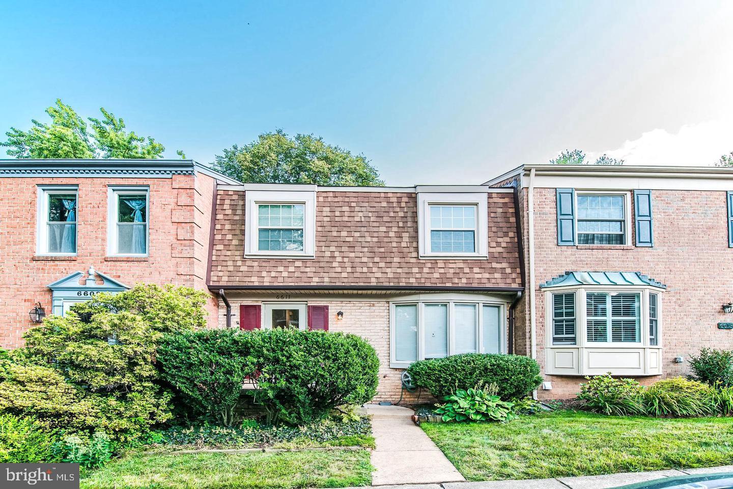 WESTMORELAND SQUARE - Residential