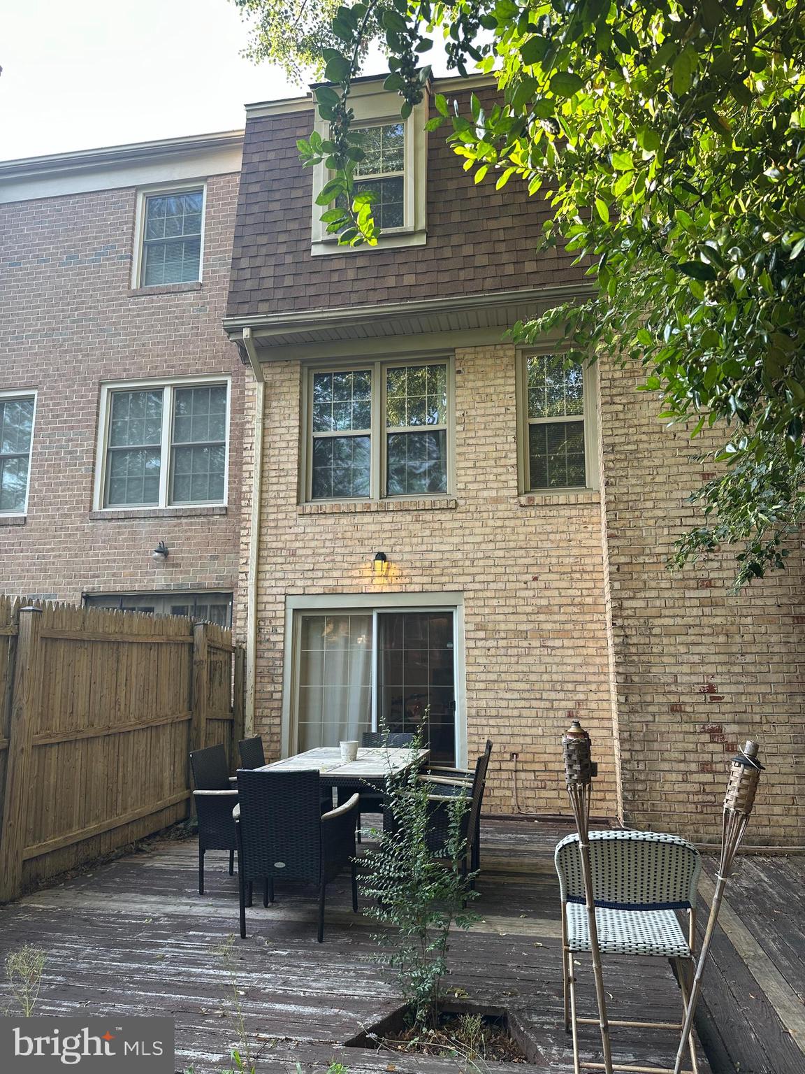 WESTMORELAND SQUARE - Residential
