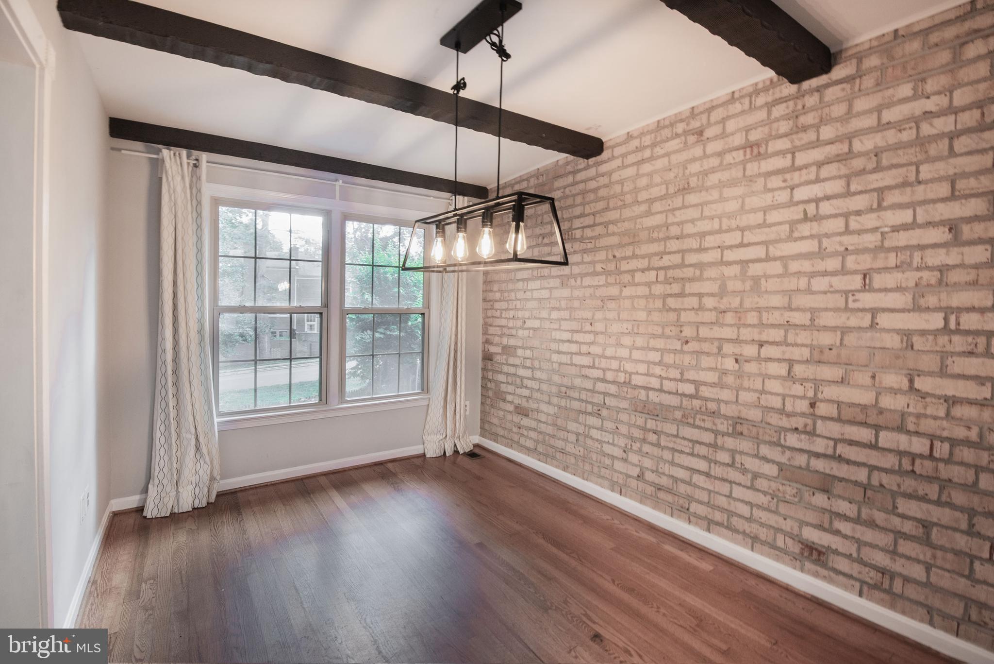 WESTMORELAND SQUARE - Residential