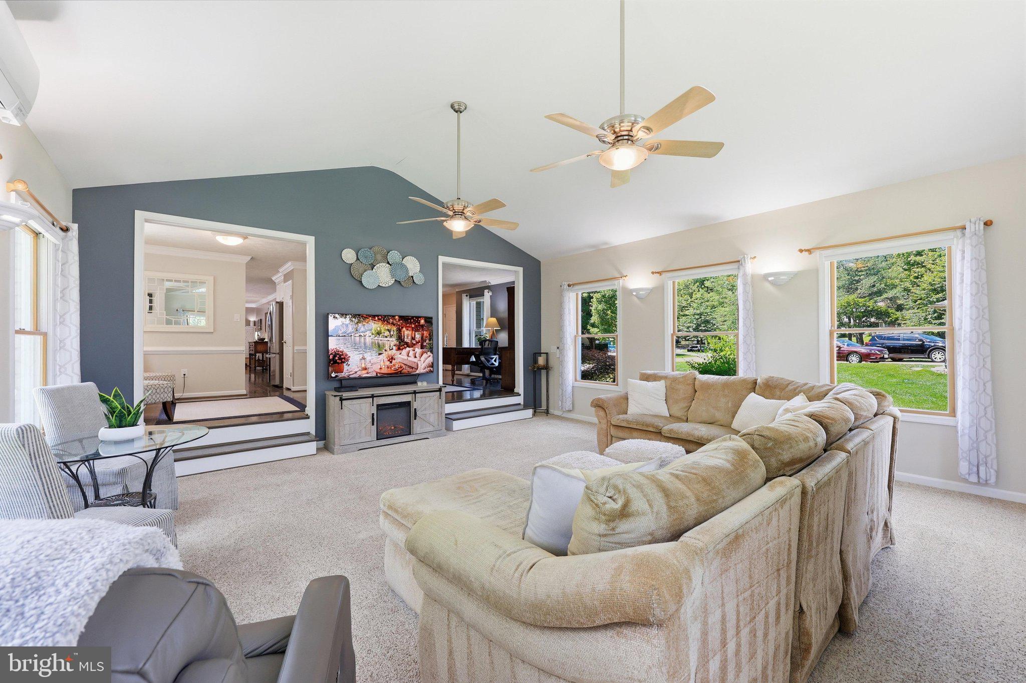 BEECH CREEK - Residential