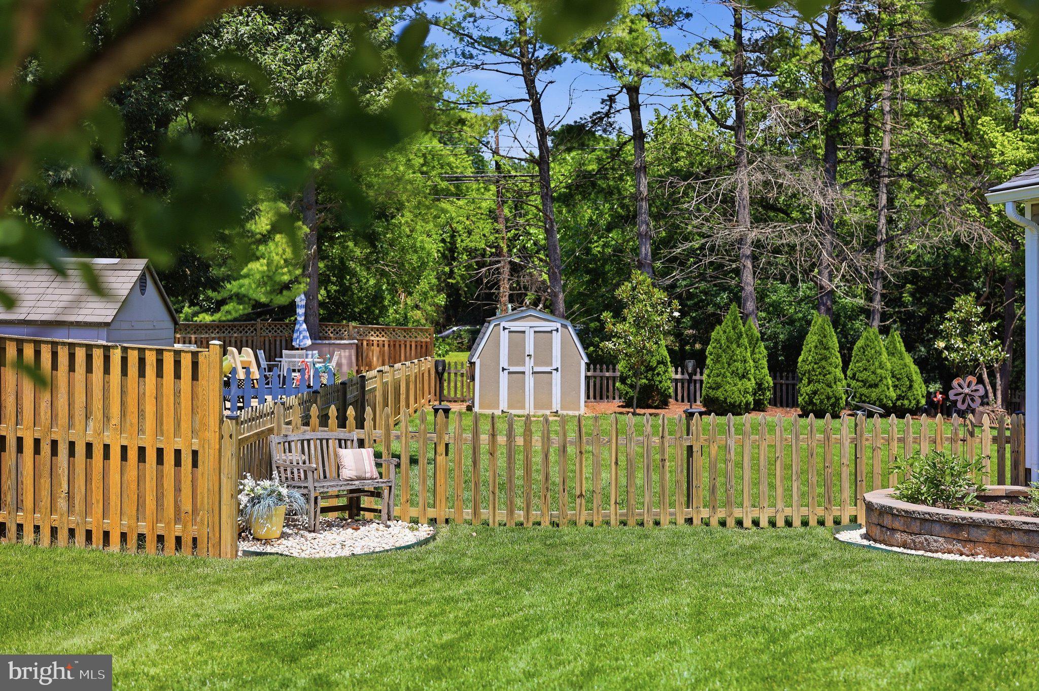 BEECH CREEK - Residential