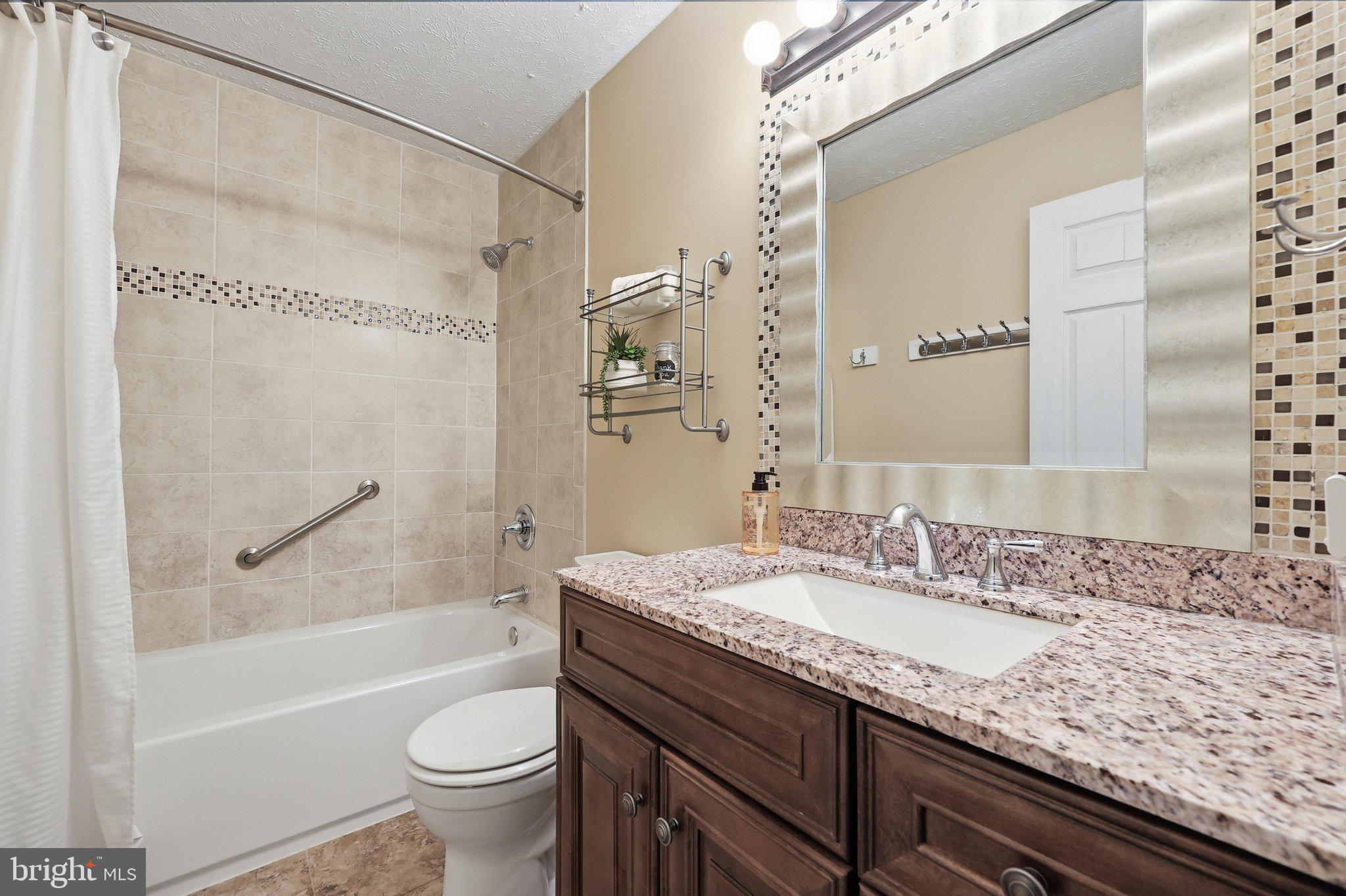 BEECH CREEK - Residential
