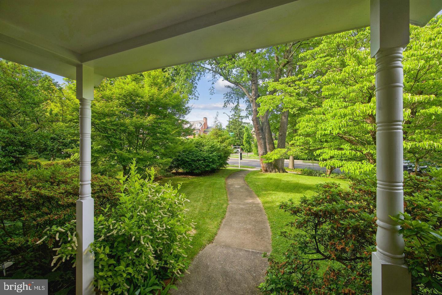 SPRING VALLEY - Residential