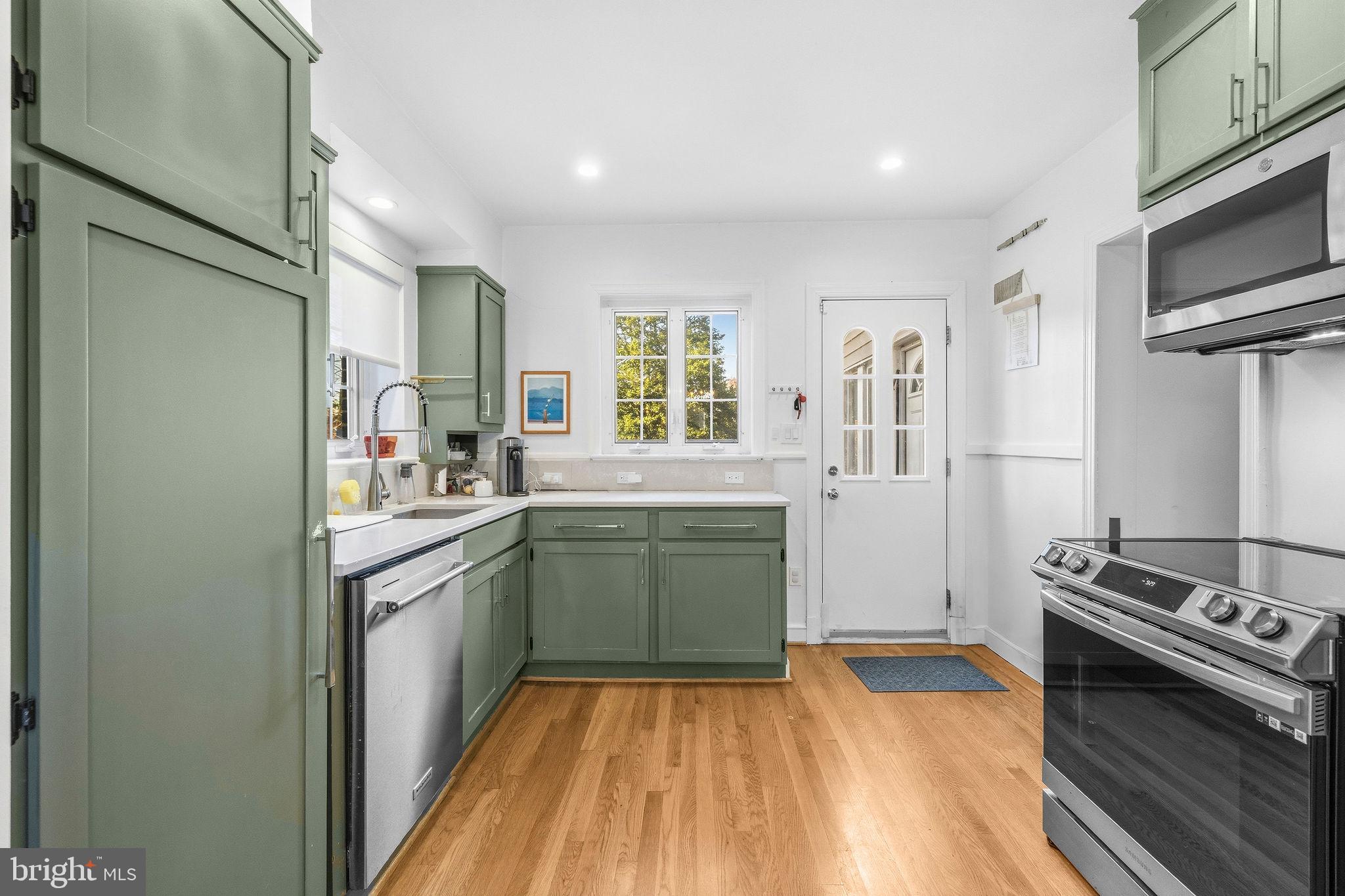 SPRING VALLEY - Residential