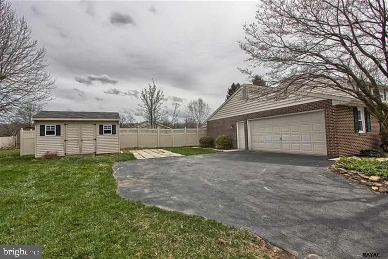 CAROL HEIGHTS - Residential