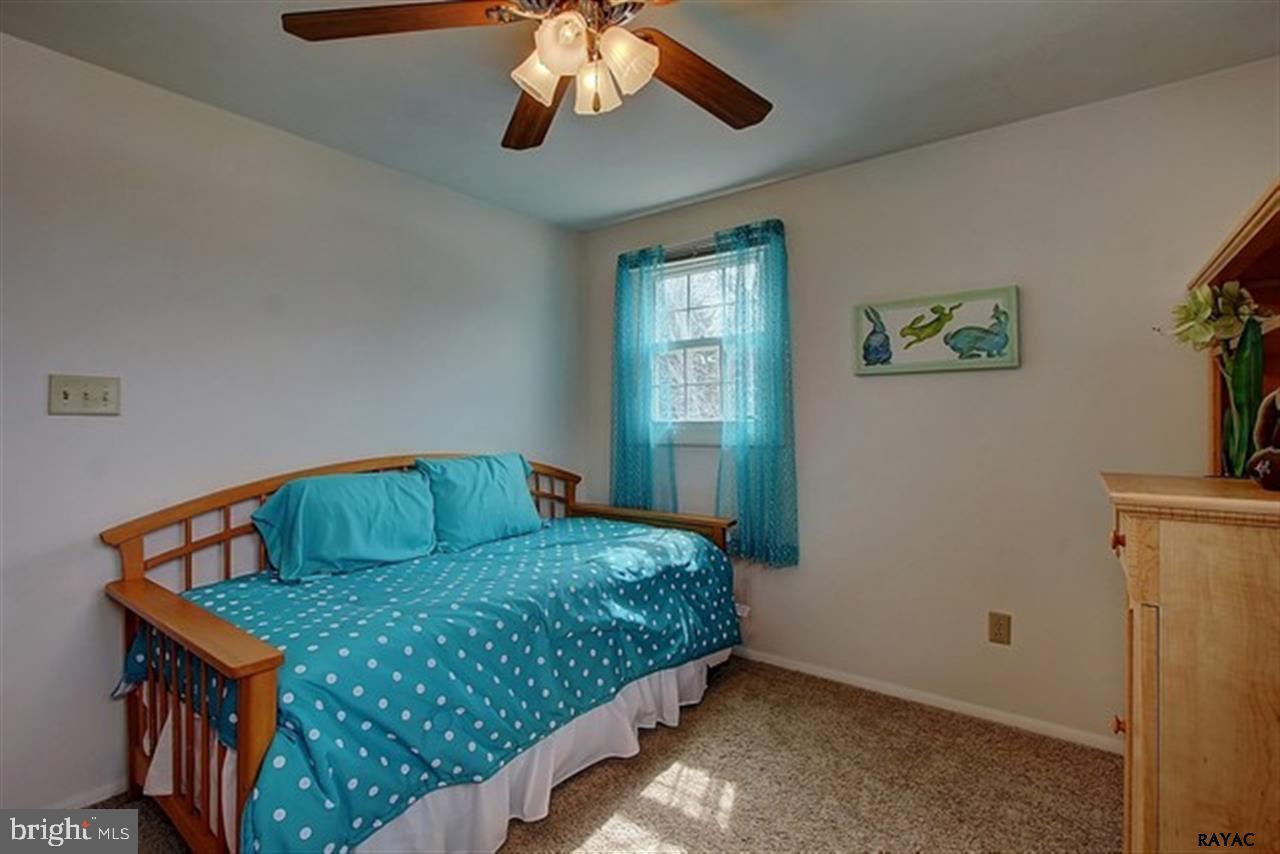 CAROL HEIGHTS - Residential