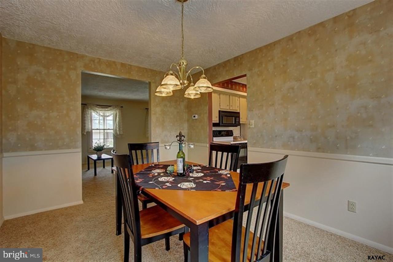 CAROL HEIGHTS - Residential