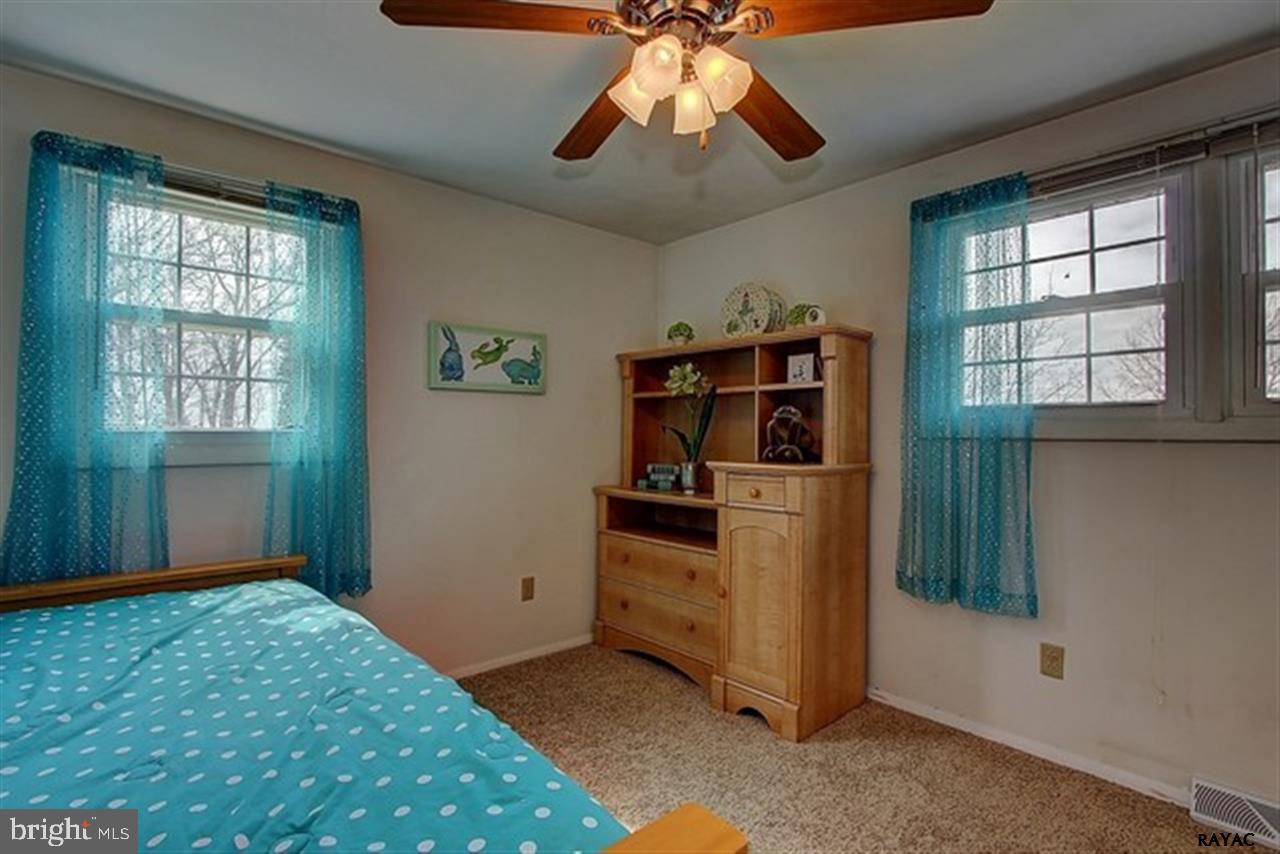 CAROL HEIGHTS - Residential