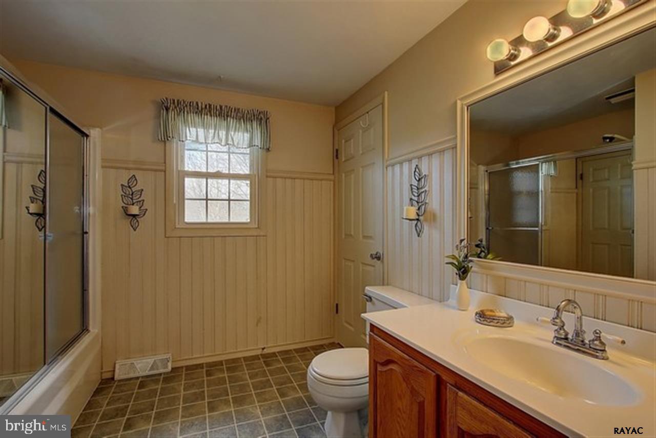 CAROL HEIGHTS - Residential