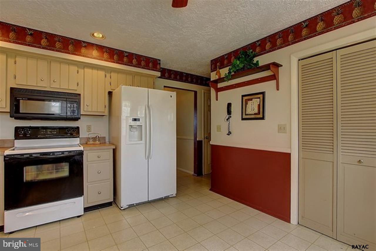 CAROL HEIGHTS - Residential