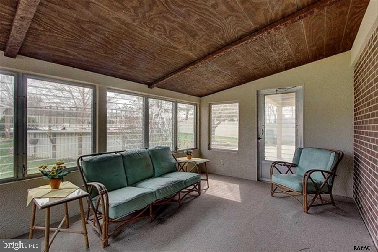 CAROL HEIGHTS - Residential