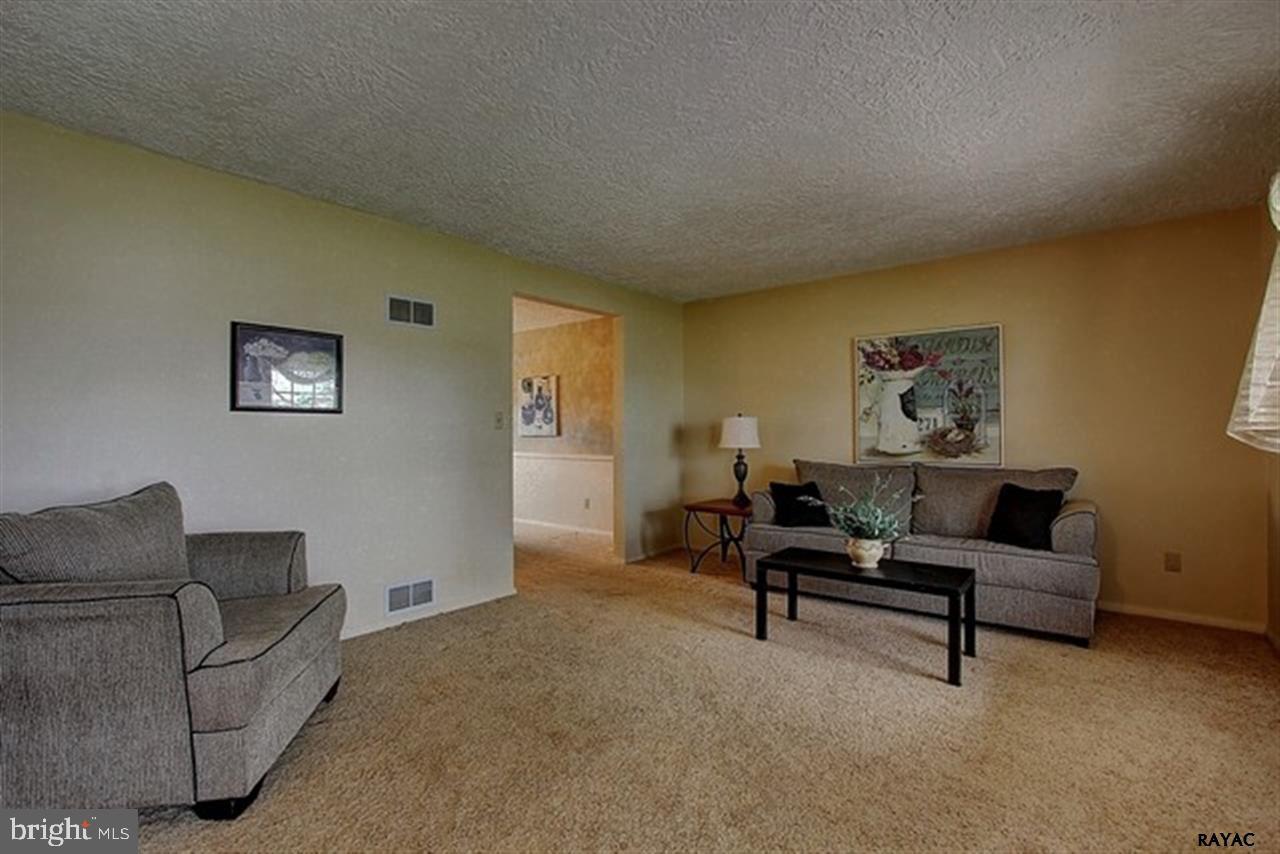 CAROL HEIGHTS - Residential