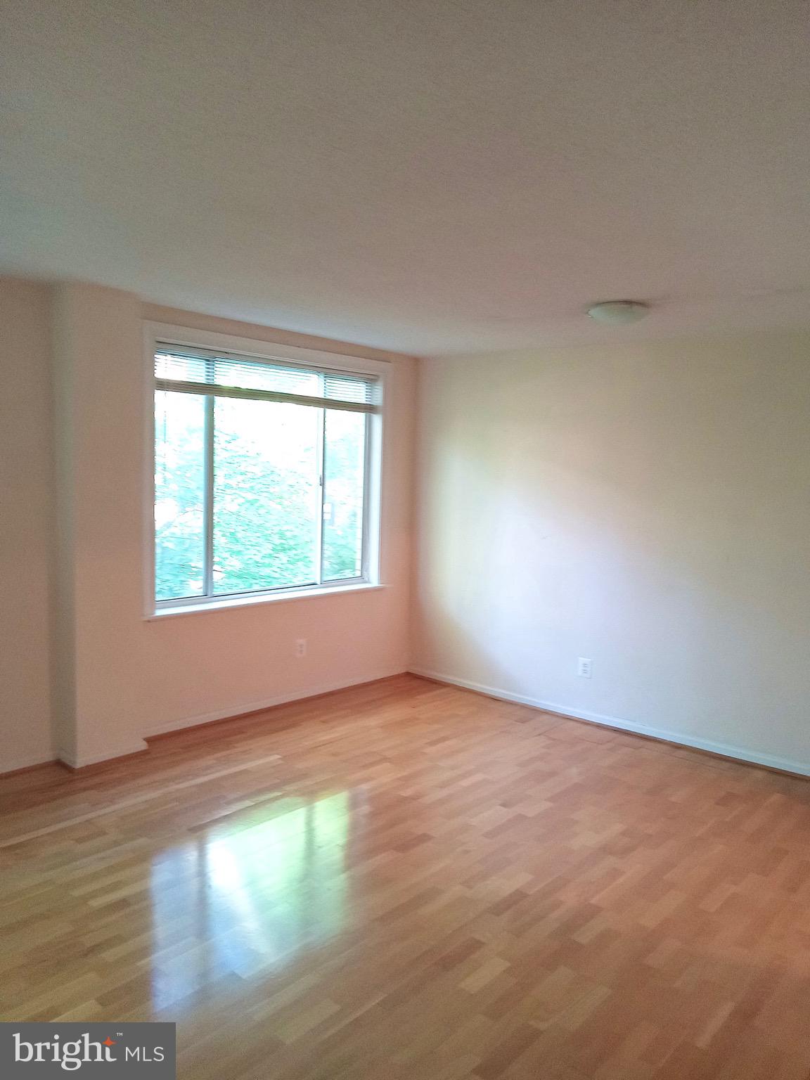 RADNOR - FORT MYER HEIGHTS - Residential