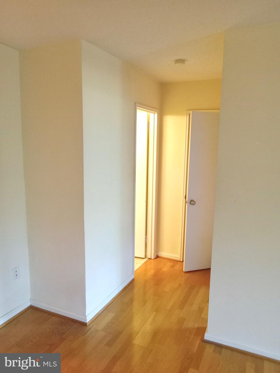 RADNOR - FORT MYER HEIGHTS - Residential