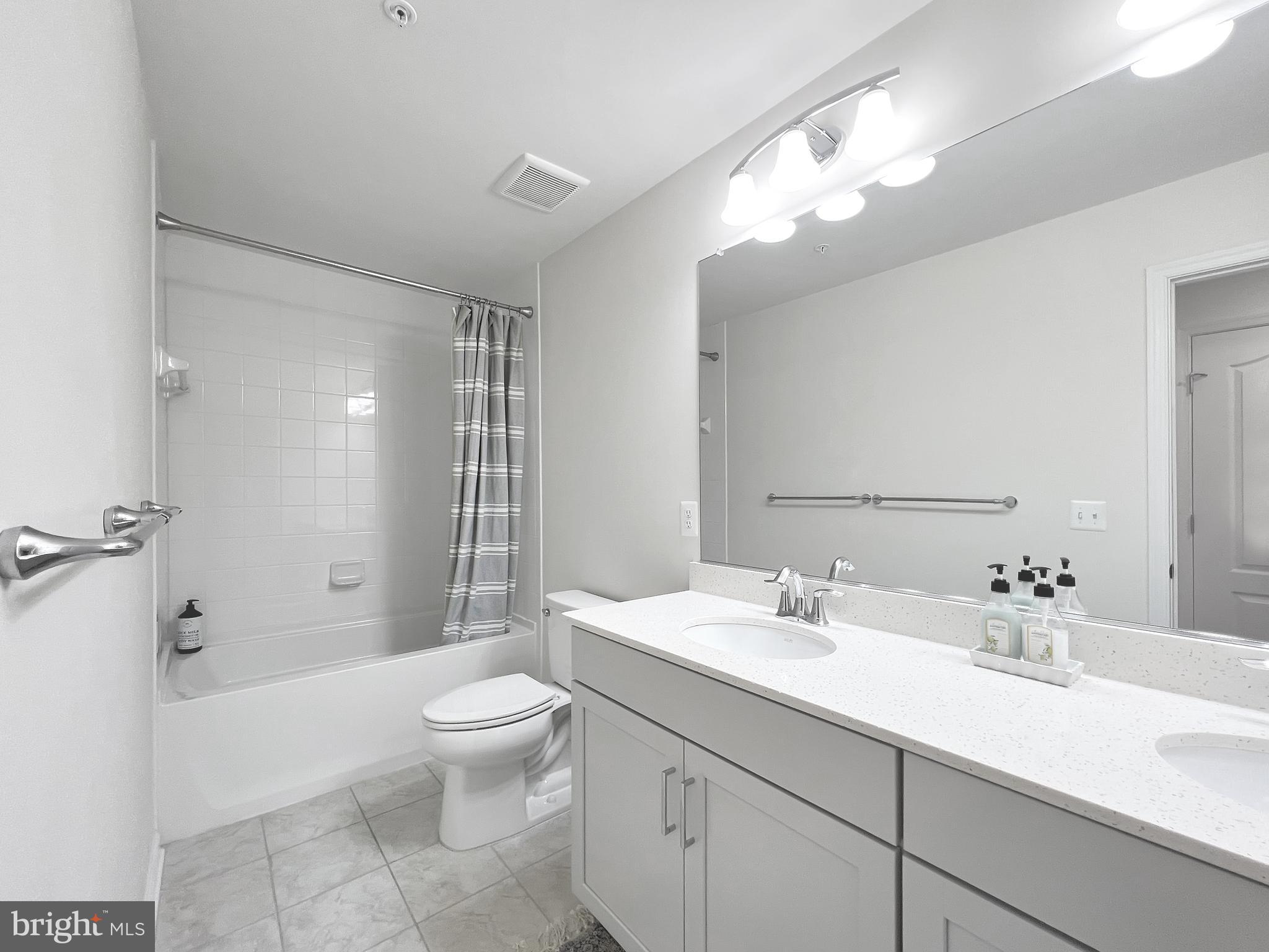RIVERWALK AT CROFTON - Residential Lease