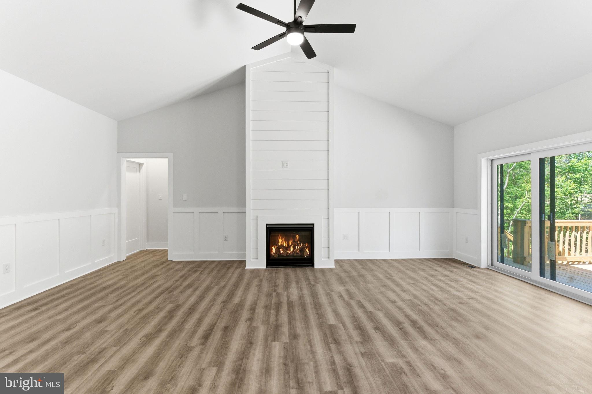 WINDFALL ACRES - Residential