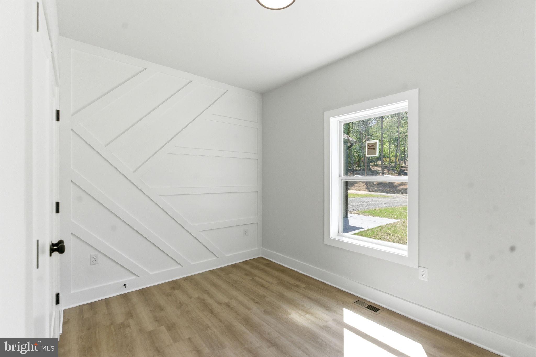 WINDFALL ACRES - Residential