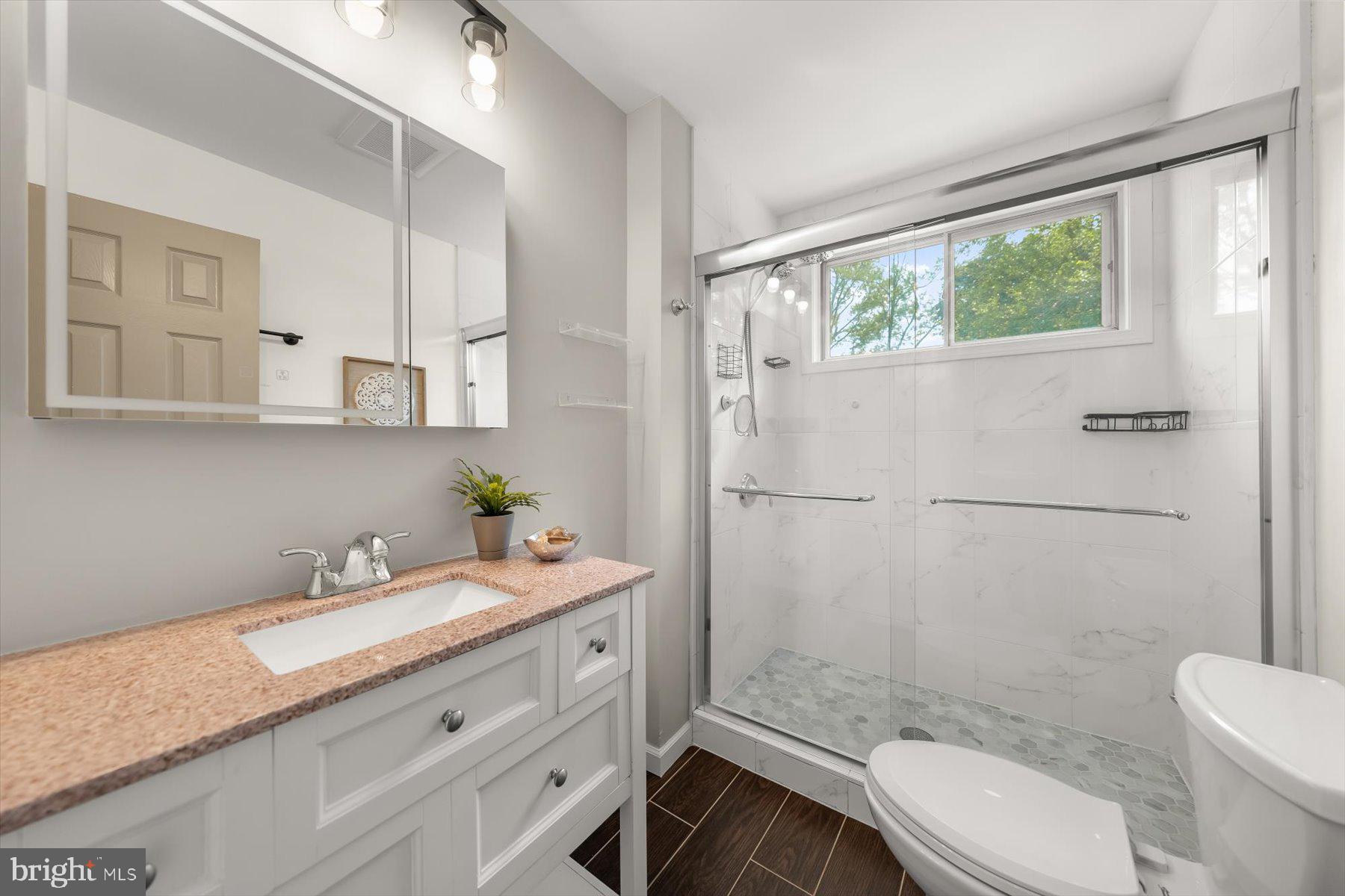 ROCK CREEK PALISADES - Residential