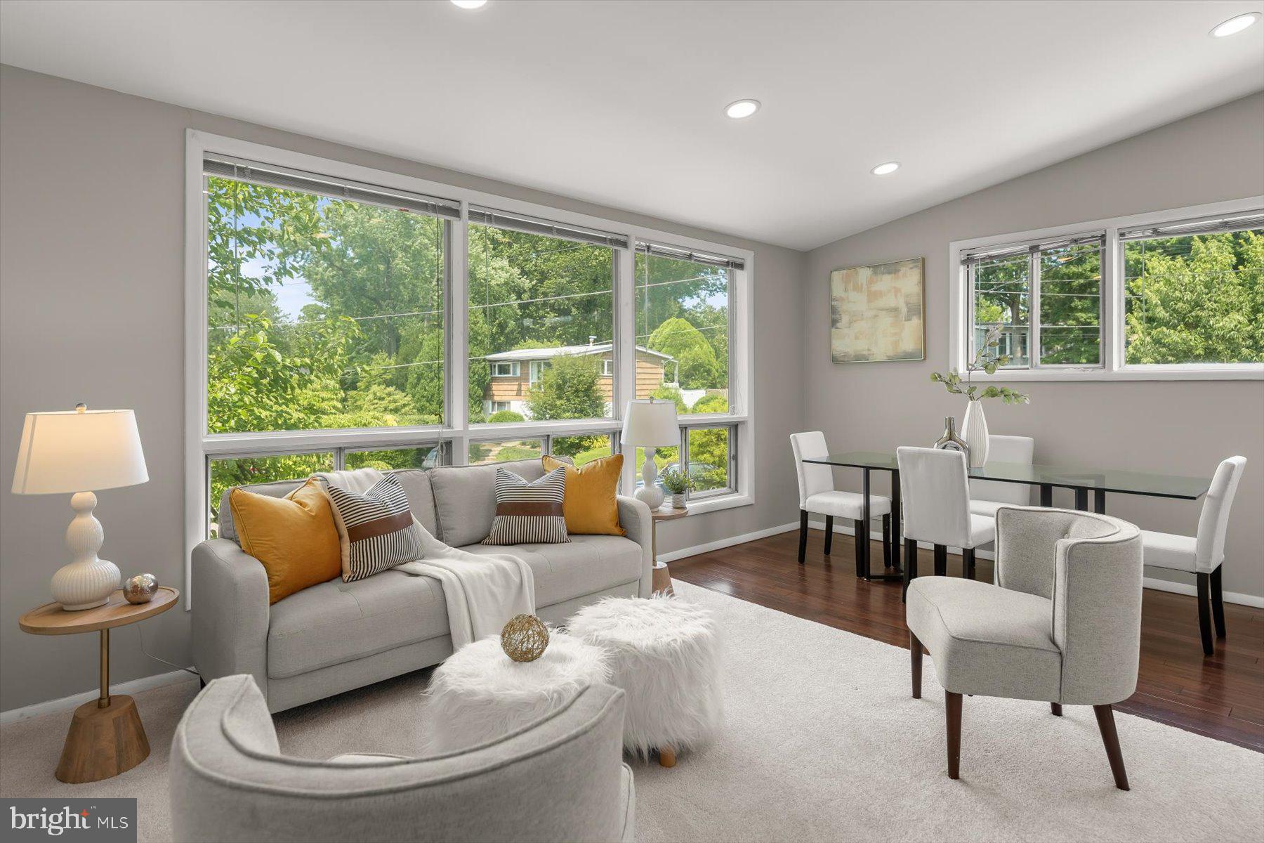 ROCK CREEK PALISADES - Residential