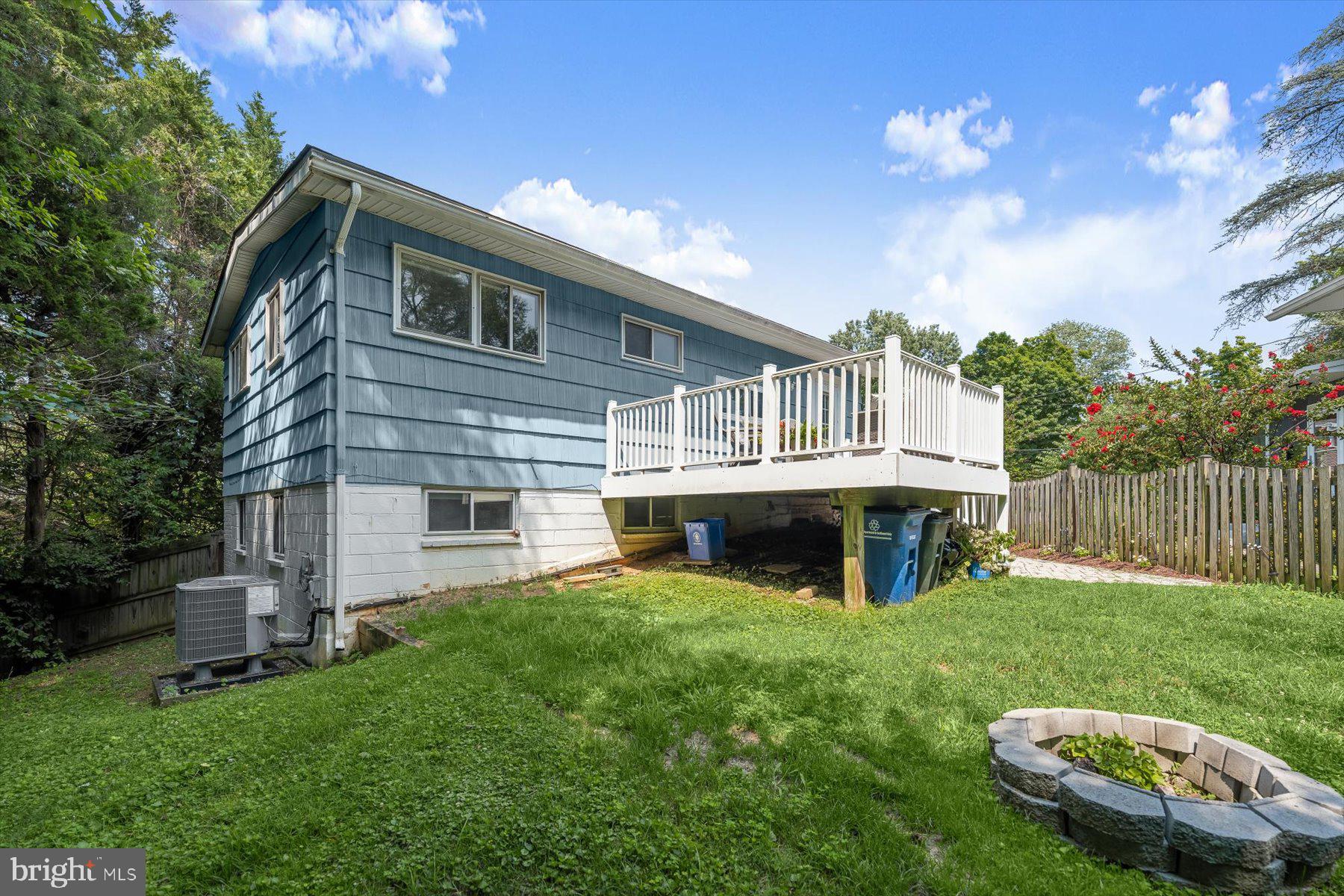 ROCK CREEK PALISADES - Residential