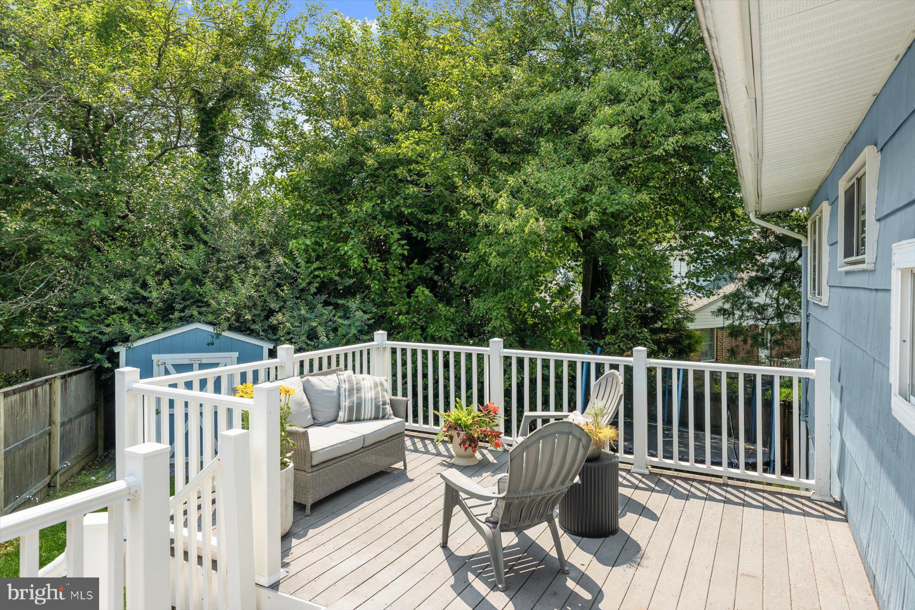 ROCK CREEK PALISADES - Residential