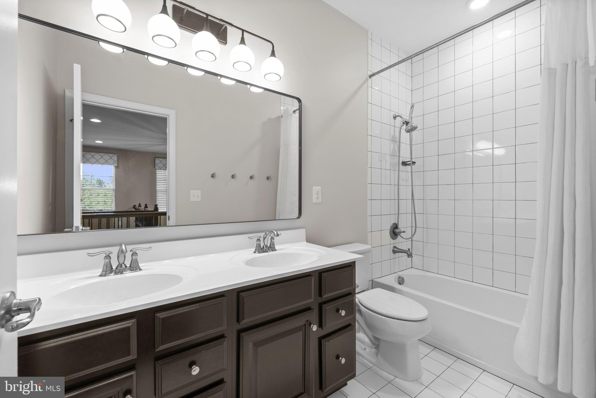 WILLOWSFORD - Residential