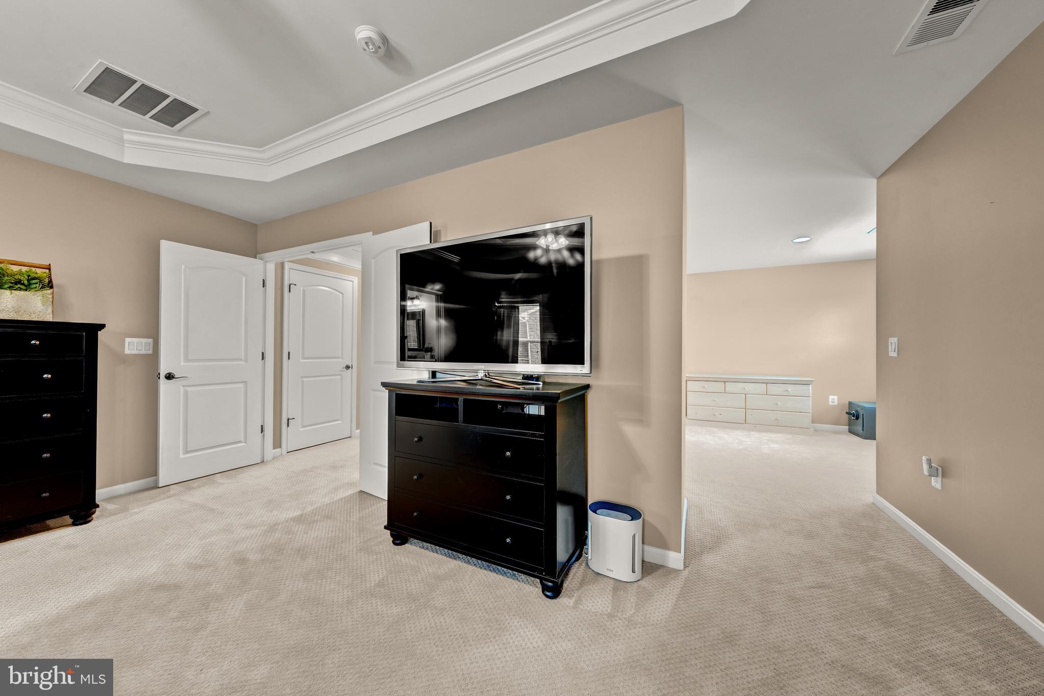 THE REGENTS AT LAKE MANASSAS - Residential