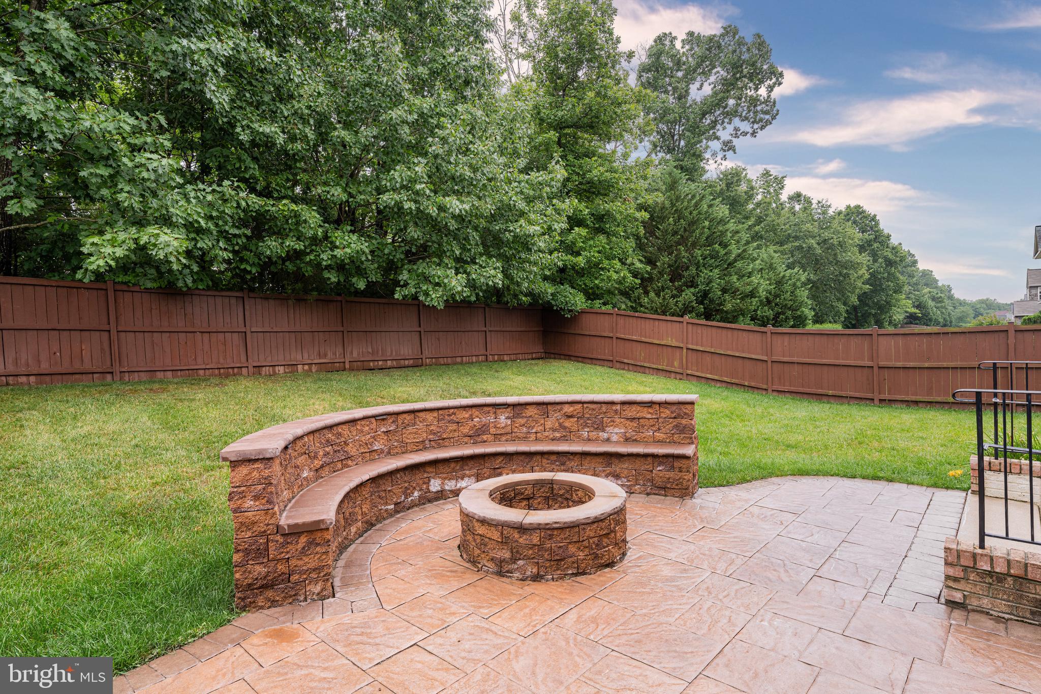 THE REGENTS AT LAKE MANASSAS - Residential